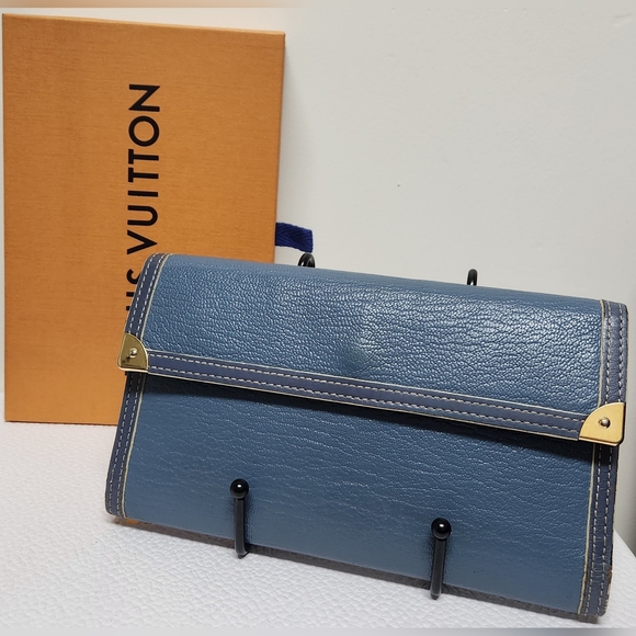 LOUIS VUITTON Mahina Leather Trifold Long Wallet  Denim Blue w/box TH0043 - Picture 6 of 15
